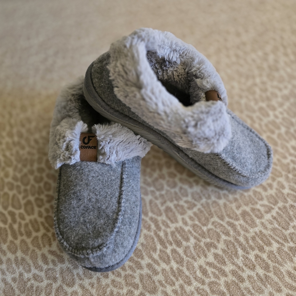 Gray Warm & Fluffy Plush Felt Fur Lined Slippers W/Non-slip Sole Size EU41